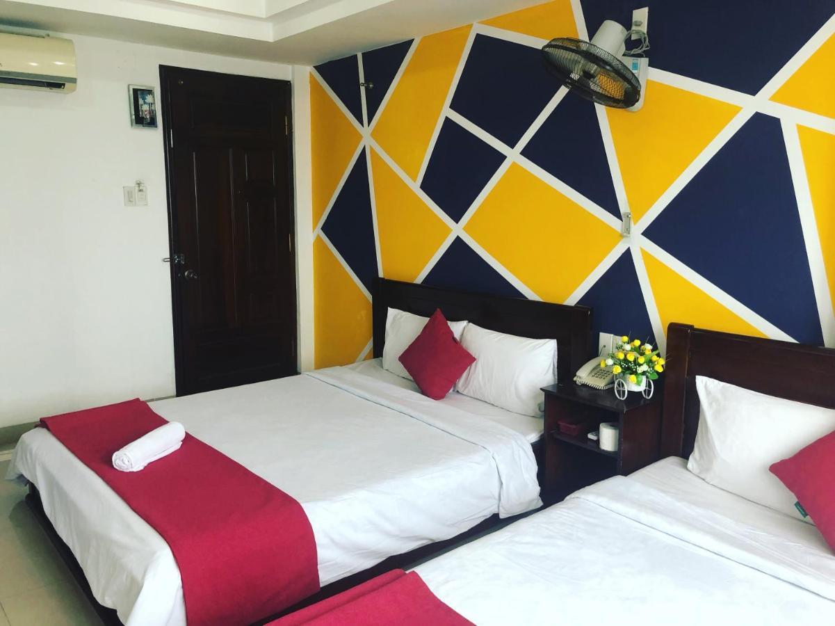 Thien Thanh Hotel - E Dragon Nha Trang Esterno foto