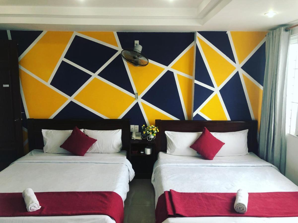 Thien Thanh Hotel - E Dragon Nha Trang Esterno foto