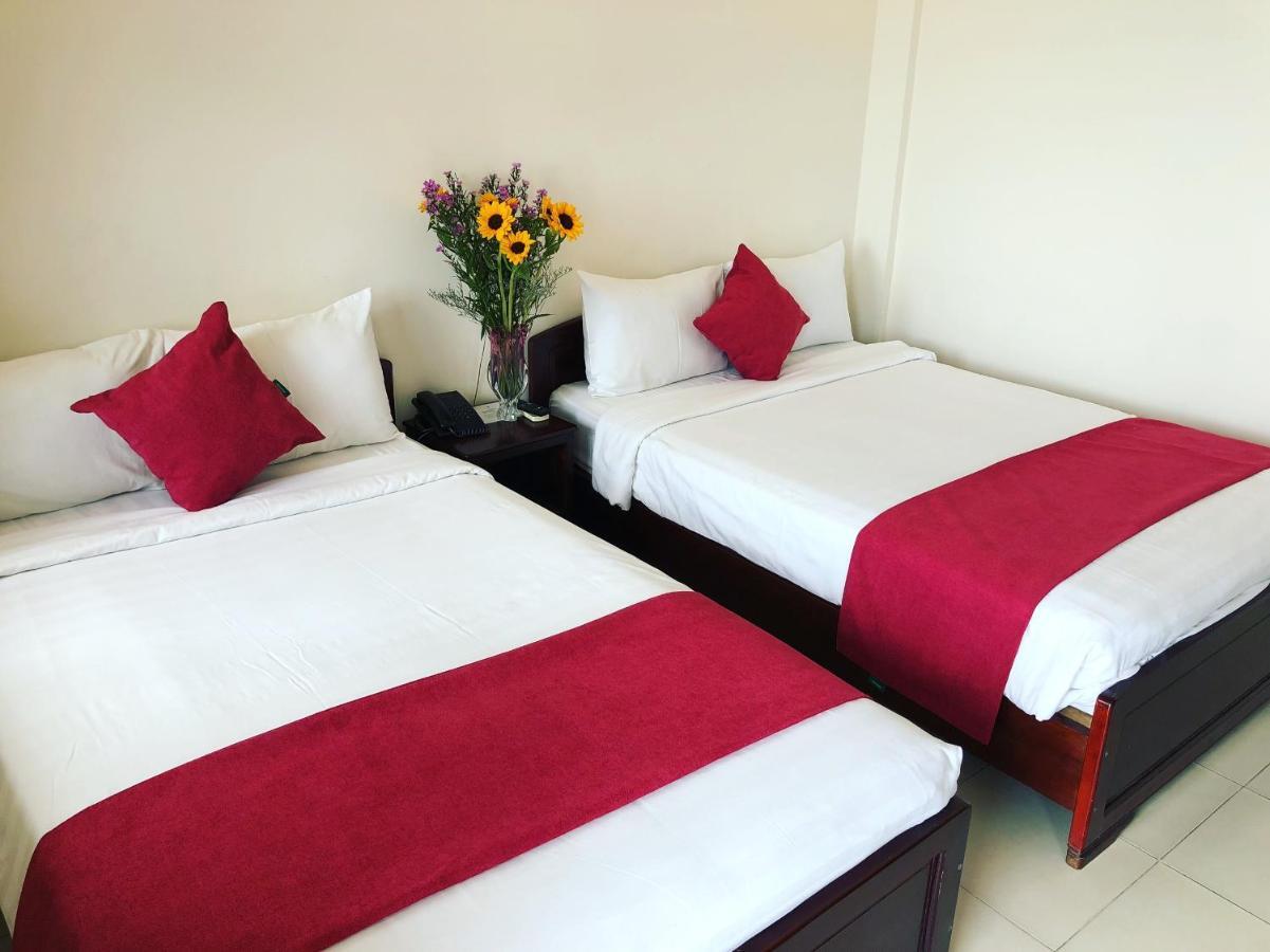 Thien Thanh Hotel - E Dragon Nha Trang Esterno foto