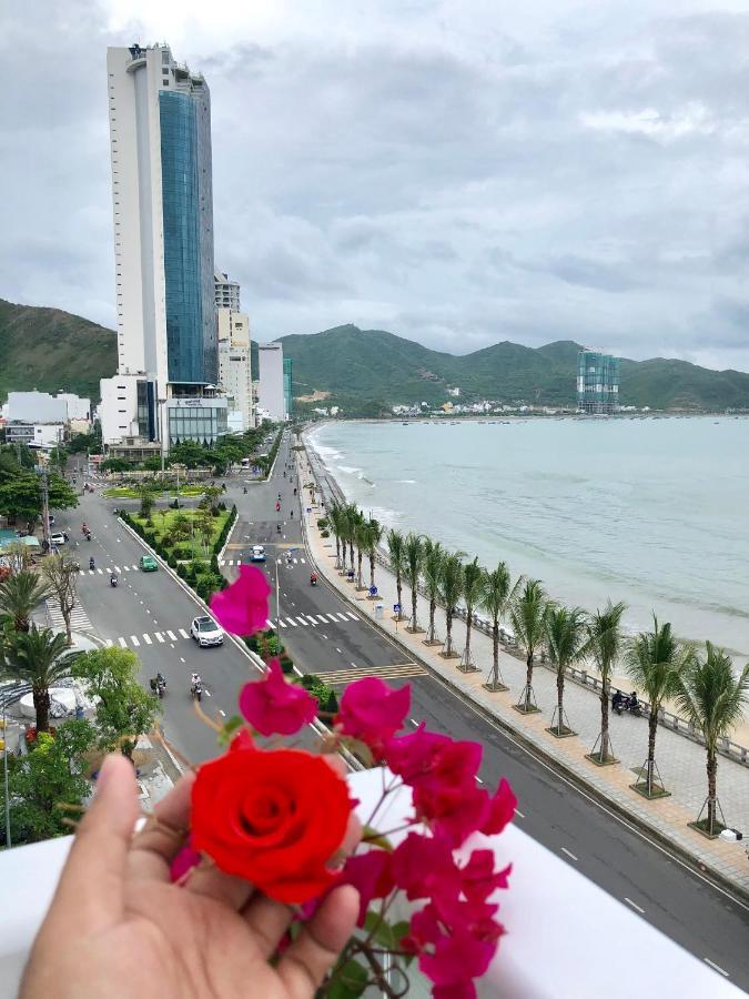 Thien Thanh Hotel - E Dragon Nha Trang Esterno foto